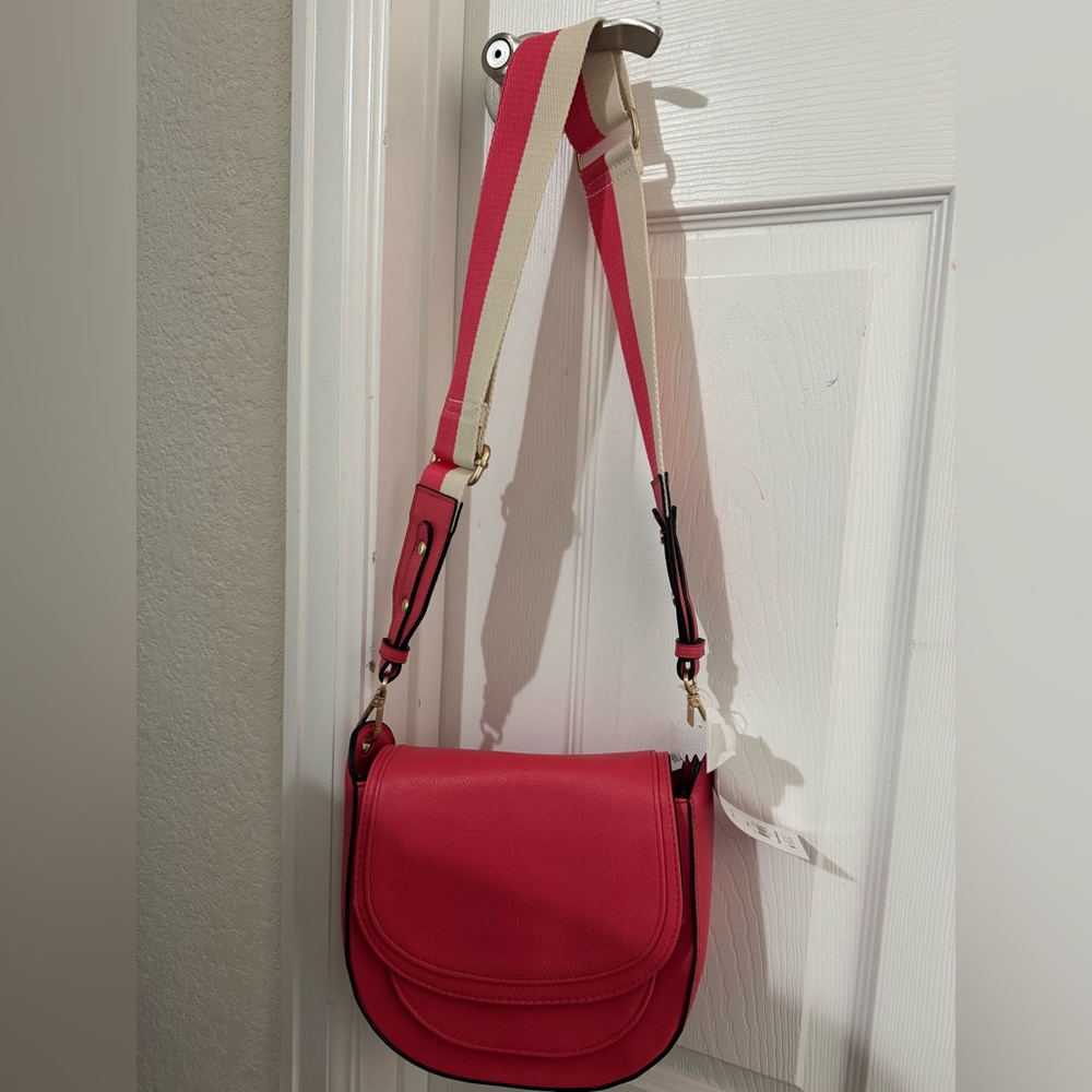 Stylish Pink Crossbody Bag